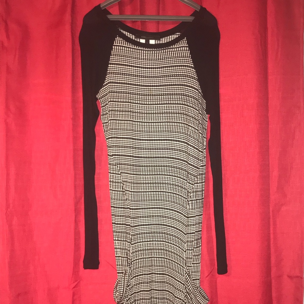 Dress - Picture 2 of 5